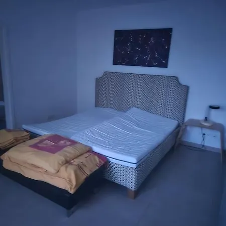 Bungalow, Uneinsehbar, 8 Personen Maximal, 3 Personen Oben, 5 Unten 빌라 *
