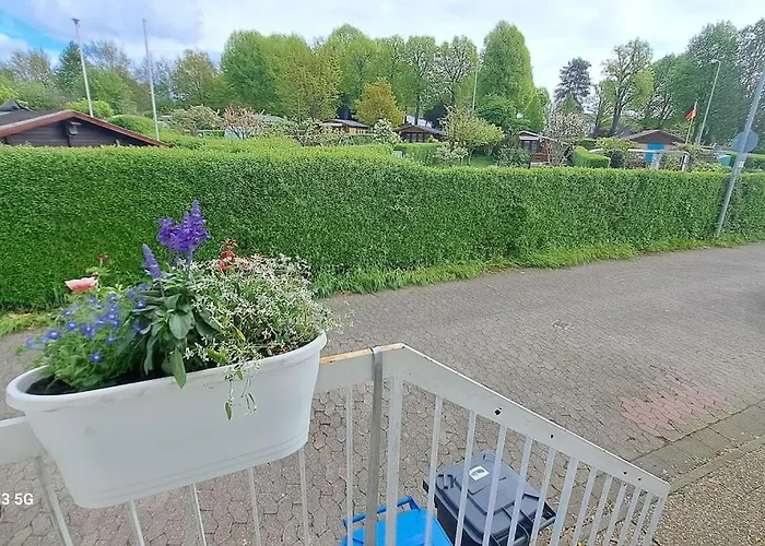 Bungalow, Uneinsehbar, 8 Personen Maximal, 3 Personen Oben, 5 Unten 빌라 *